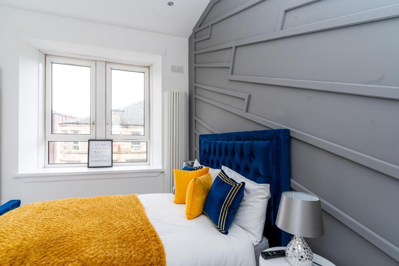 ULTRA LAVISH APARTMENT SLEEPS 4 GUEST COMFY, NETFLIX, 1 x Double Bed , 2 x Single Beds Glasgow Exterior foto